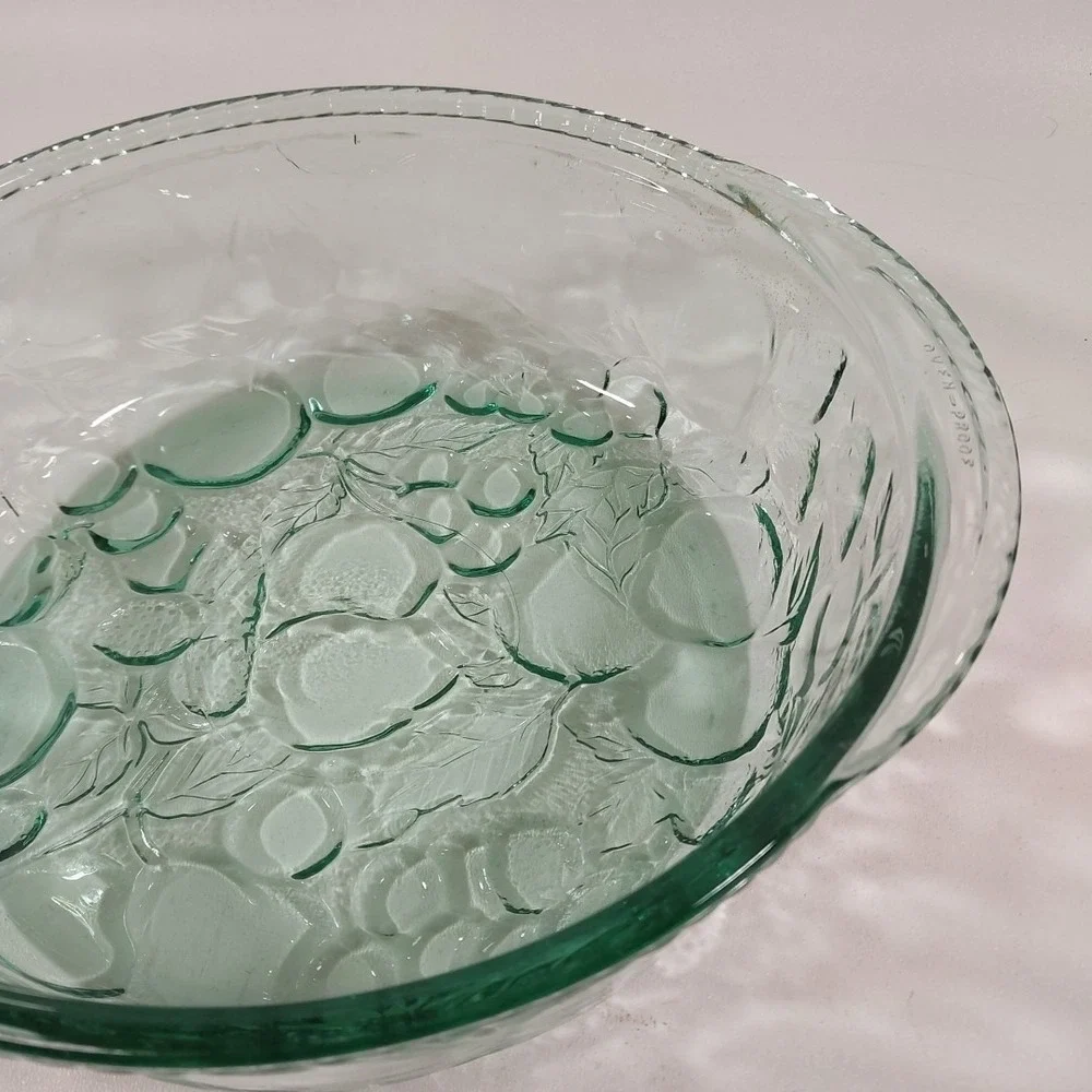 Vintage Libbey Orchard Fruit Round Casserole Dish‎ Clear Green Glass Oven Proof